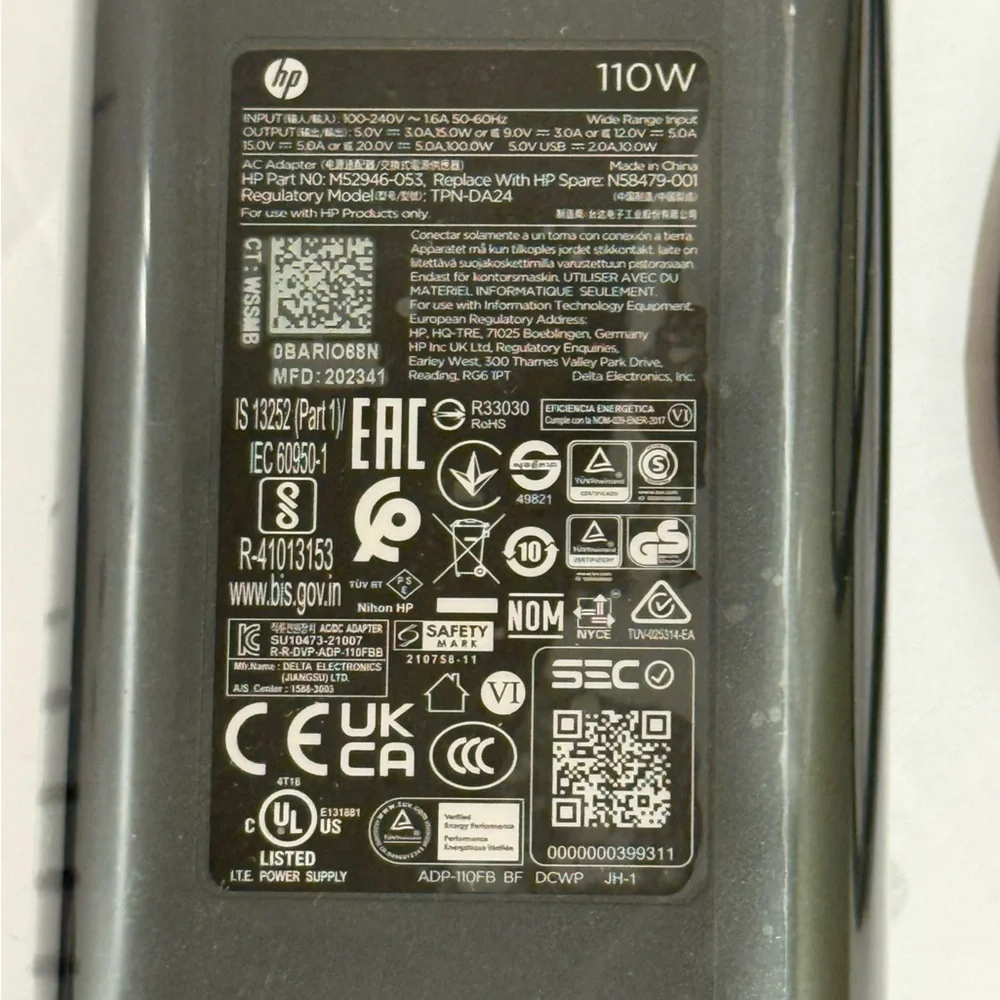NEW HP Laptop Charger ~ Model # M52946-053 ~ 110W